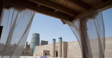 A photo of Kalta Minor minaret in Uzbekistan by Ferrante Ferranti, 2019. (Courtesy of Institut français)