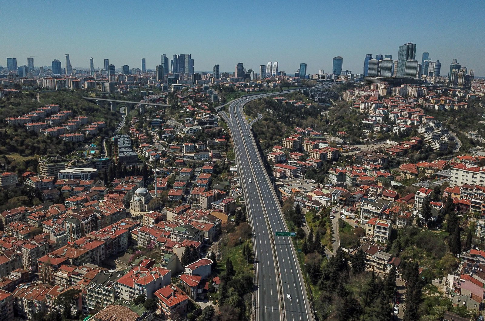 This aerial picture shows a road leading to the financial district of Levent in Istanbul, Turkey, April 18, 2020. (AFP Photo)
