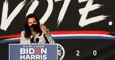 Michigan Gov. Gretchen Whitmer speaks before Democratic vice presidential nominee Kamala Harris at the Detroit Pistons Practice Facility in Detroit, Michigan, U.S., Sept. 22, 2020. (AFP Photo)