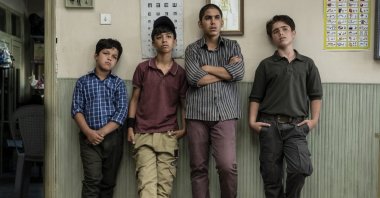 A still shot from Majid Majidi's "Sun Children."