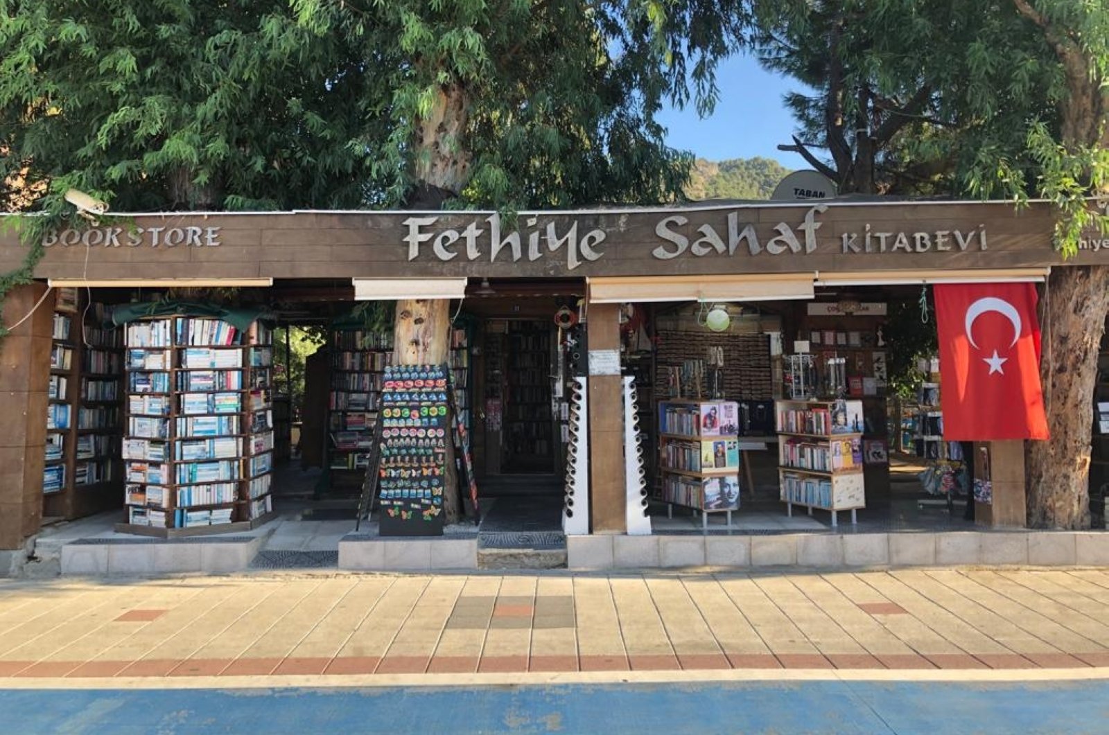 The exterior of Fethiye Sahaf reflects the sunny, coastal and free-spirited nature of the region. (Photo by Matt Hanson)