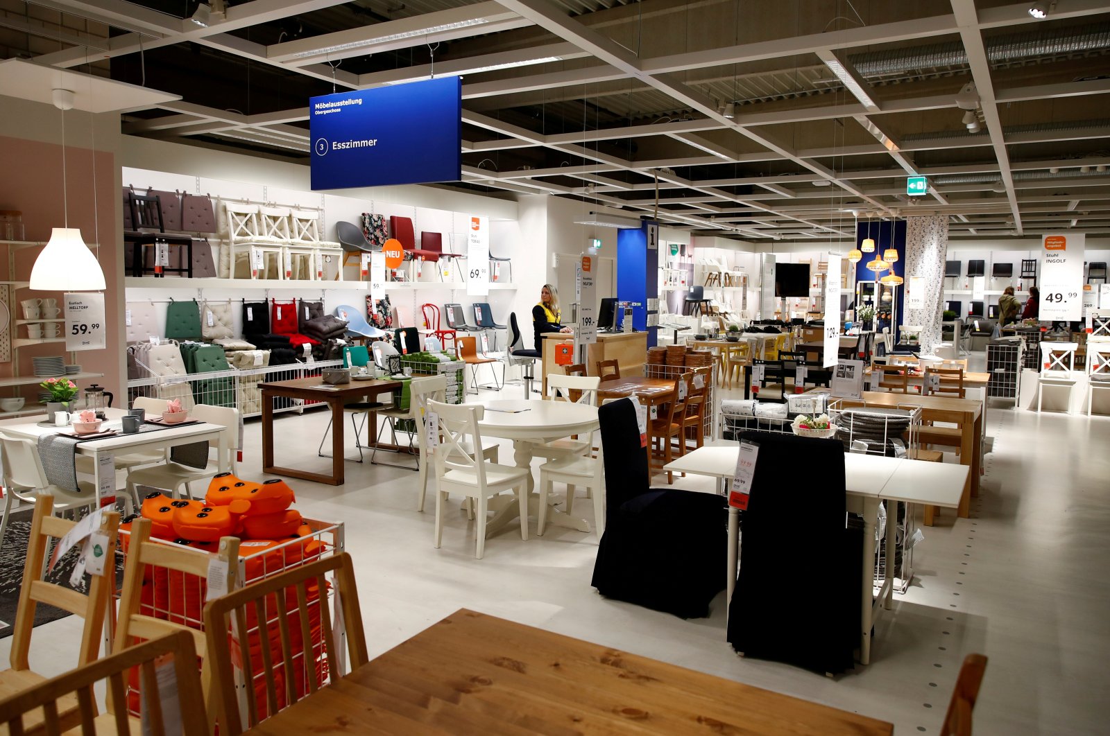 Swedish giant Ikea to buy back used furniture for recycling giving