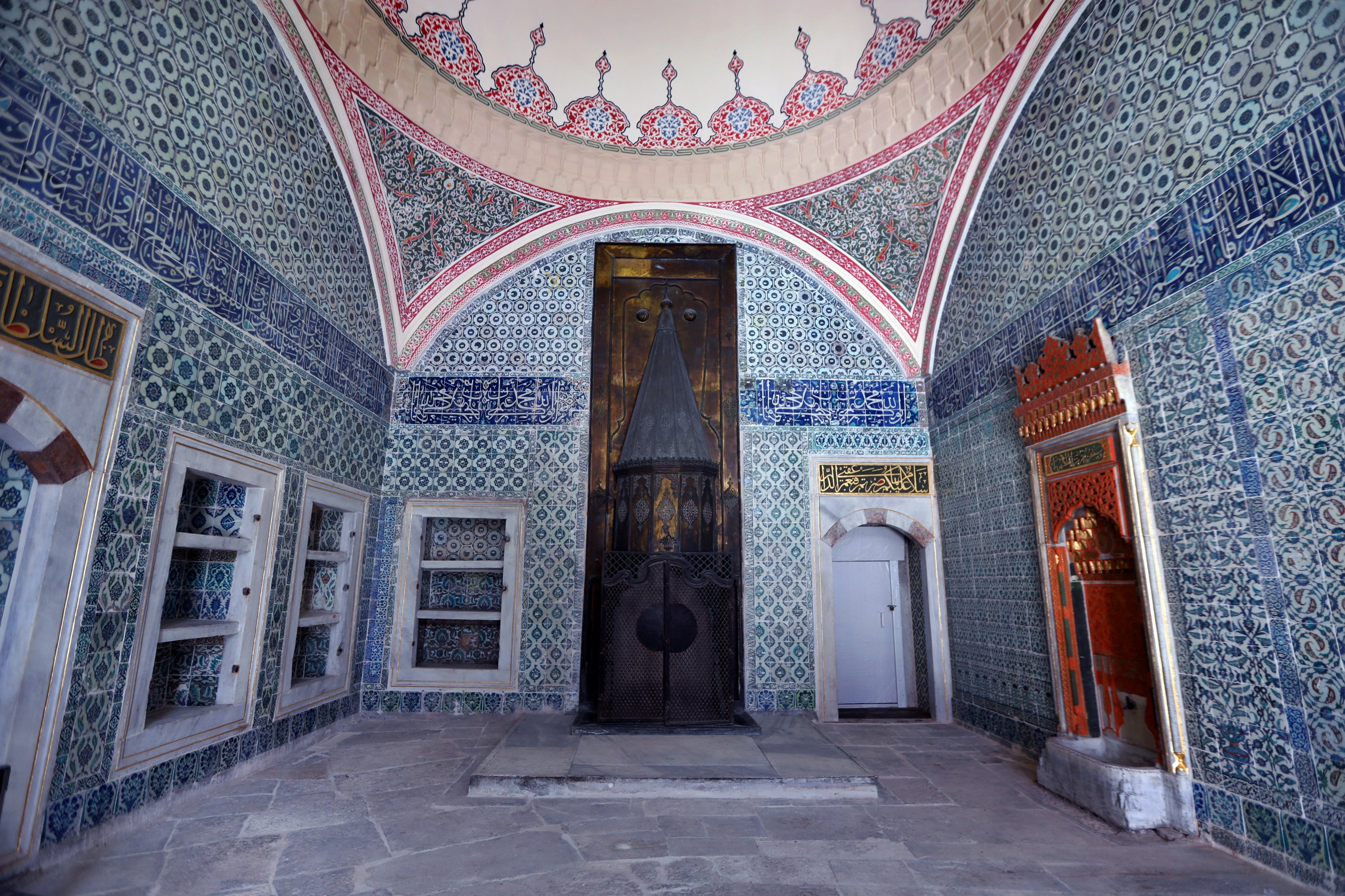 The Hall with a Fireplace houses the largest fireplace located in the harem, Topkapı Palace, Istanbul, Oct. 18, 2020. (AA PHOTO)