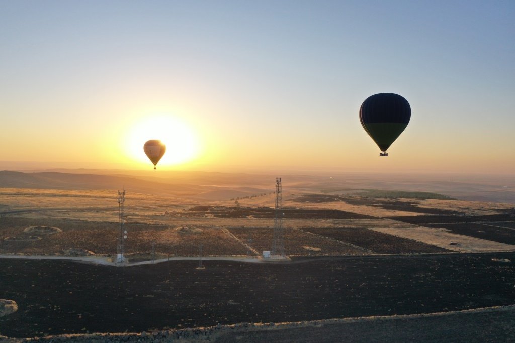 Hot air balloon rides have officially commenced in Göbeklitepe, Şanlıurfa in southeastern Turkey. (AA Photo)