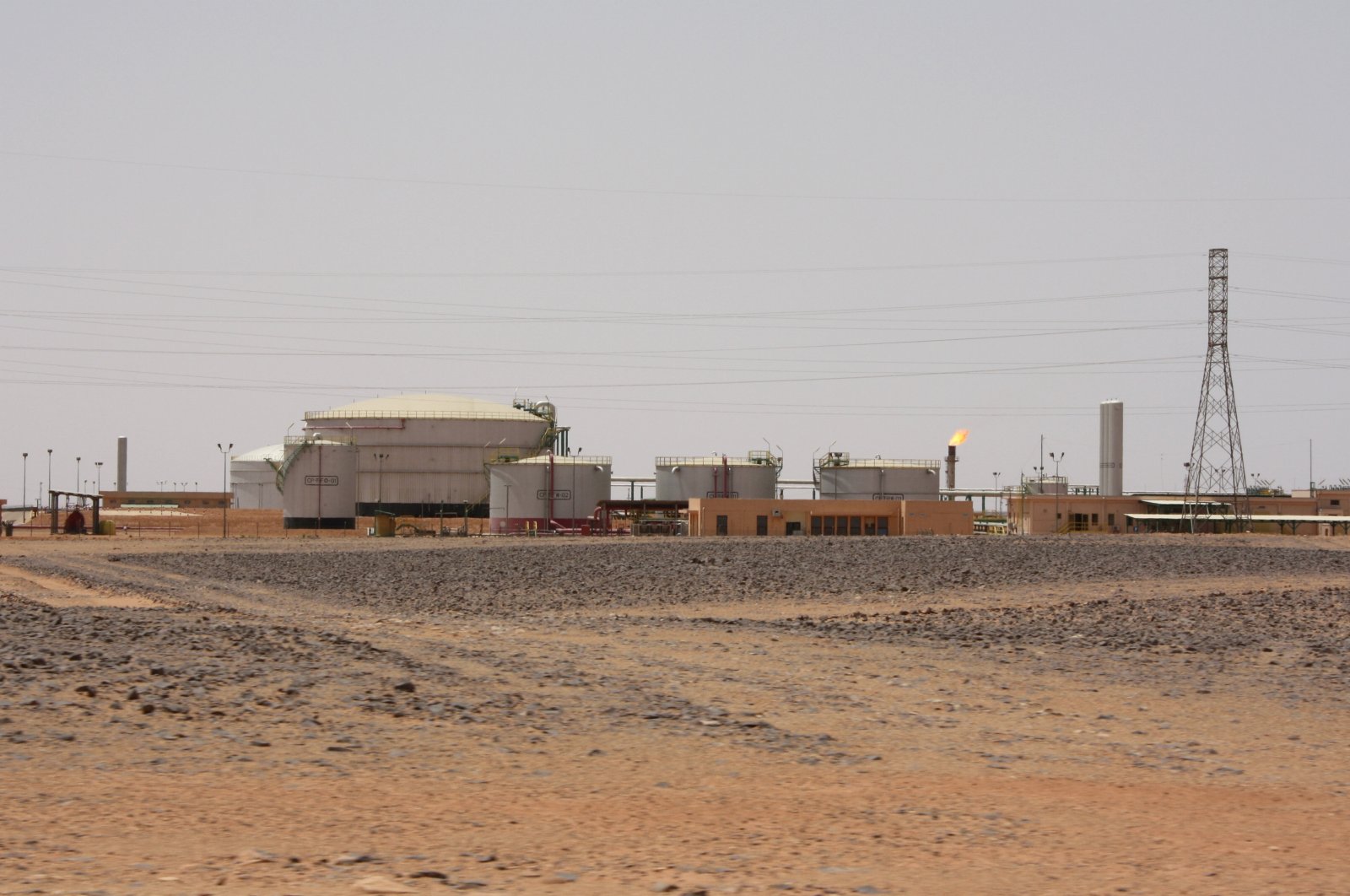 A view shows el Feel oil field near Murzuq, Libya, July 6, 2017. (Reuters Photo)