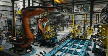 Robot systems are seen at a factory in Kocaeli province, northwestern Turkey, May 15, 2019. (AA Photo)
