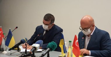 Turkish energy firm LODOS Propulsion and Ukrainian gas turbine producer Zorya-Mashproekt signed an MoU to deepen the bilateral relations. (AA Photo)