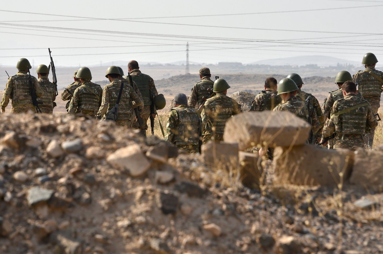 Armenian forces undergo military training before leaving for the frontline in Nagorno-Karabakh, at a range in Armenia's Armavir region, Oct. 27, 2020. (AFP Photo)