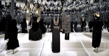 Creations are displayed at The Costume Institute's exhibition, "About Time: Fashion and Duration," during a press preview at the Metropolitan Museum of Art in Manhattan in New York City, New York, U.S., Oct. 26, 2020. (REUTERS PHOTO)