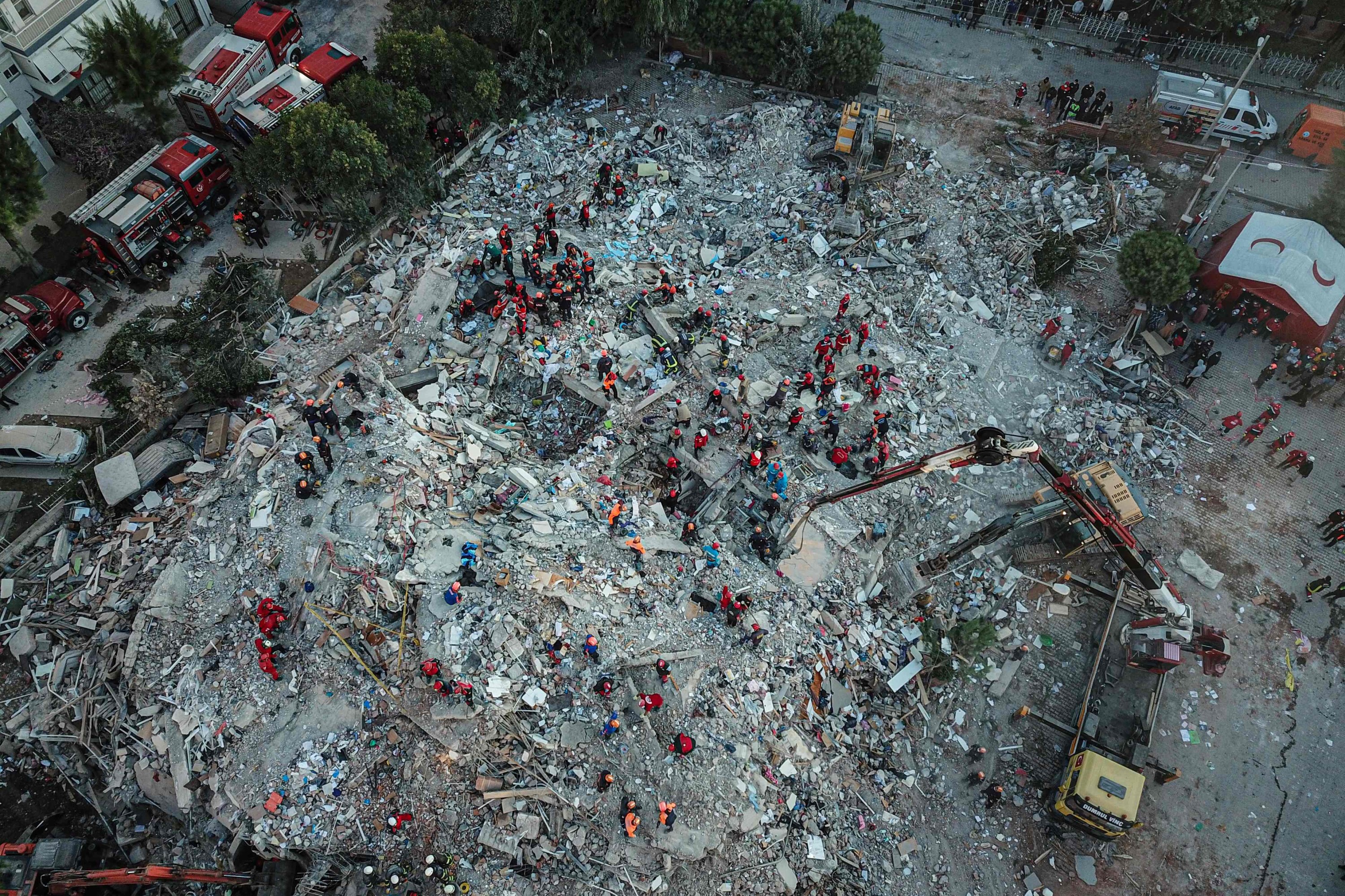 In photos Devastating magnitude 6.6 earthquake strikes western Turkey