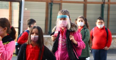 Students form a line as they wait to enter their school in Tekirdağ, Turkey, Oct. 12, 2020. (AA Photo)