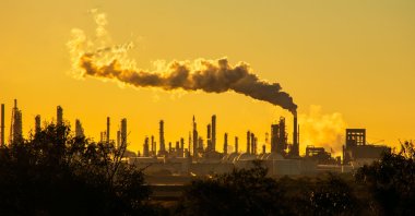 The largest source of greenhouse gas emissions in the U.S. is from burning fossil fuels for electricity. (Shutterstock Photo)