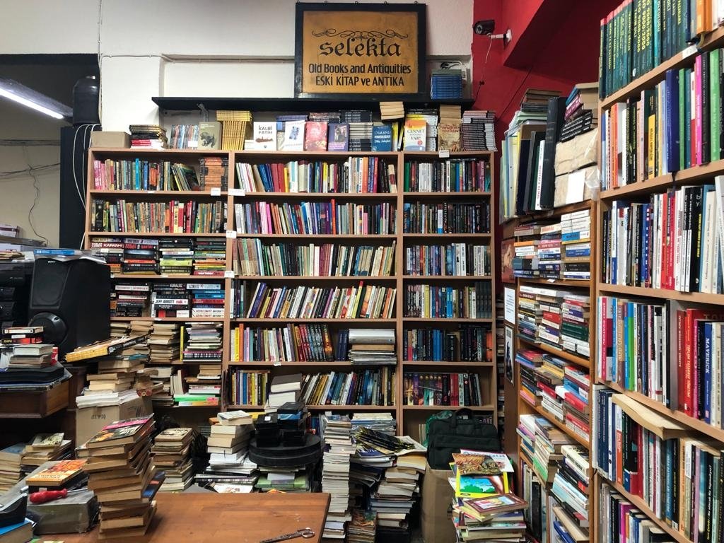 The books and printed material at Balat Sahaf are an amorphous jungle of spines and leaves, bound and scattered. (Photo by Matt Hanson)