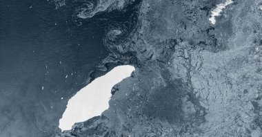 An image captured by the Copernicus Sentinel-1 radar mission on July 5, 2020, shows the parent berg, A-68A, which is about twice the size of Luxemburg and one of the largest icebergs on record. (Handout Photo by the European Space Agency / AFP)