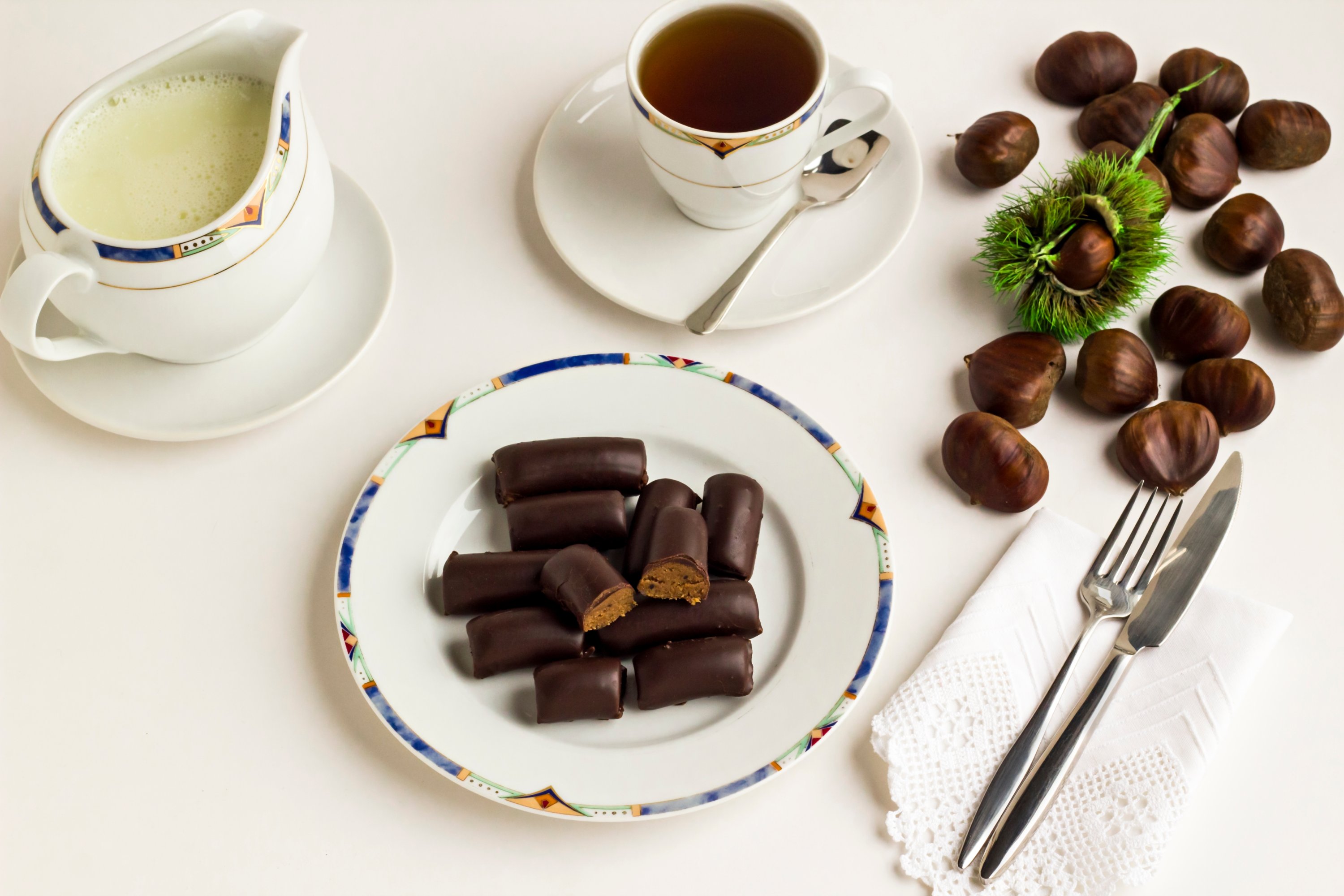 You can make your own chestnut truffles by blending chestnuts, biscuits and milk and dipping them in chocolate. (Shutterstock Photo)