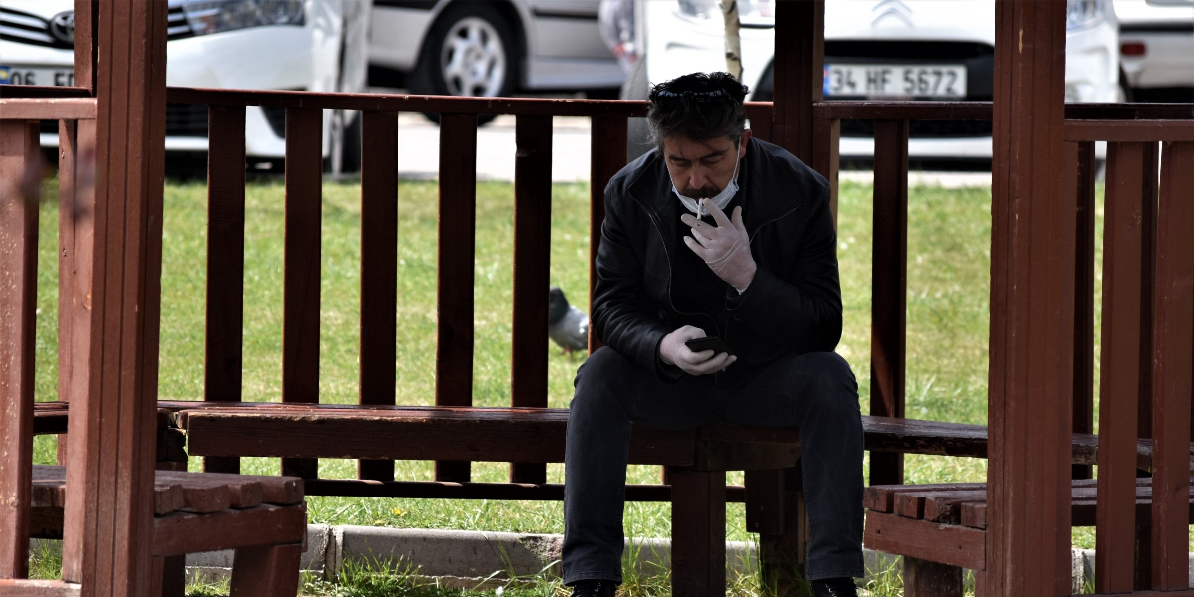 Turkey introduces smoking ban to curb virus infections