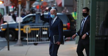 U.S. President-elect Joe Biden waves as he leaves the Queen Theater, in Wilmington, Delaware, the U.S., Nov. 10, 2020. (AFP Photo)