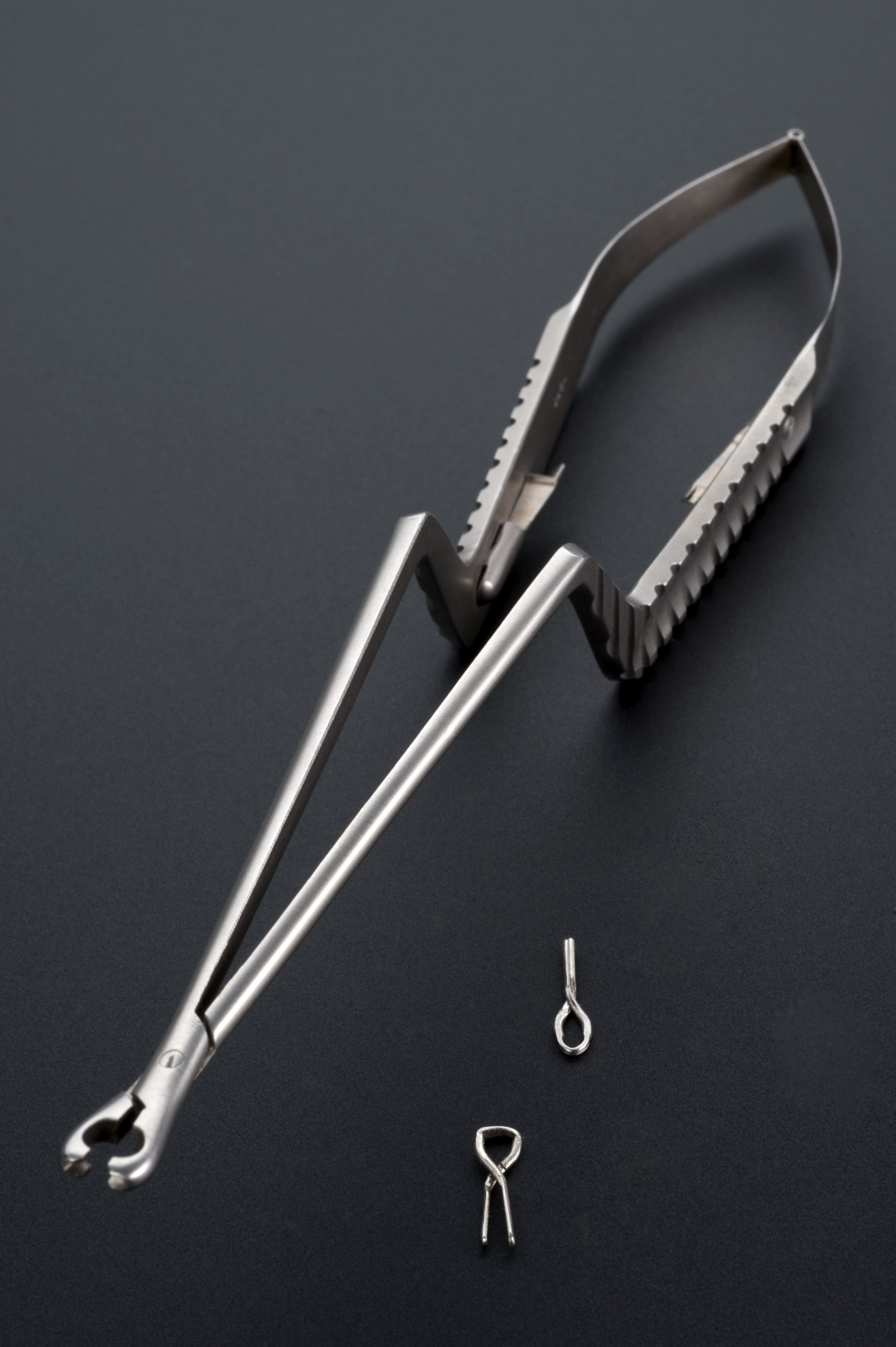 Compression forceps for Yaşargil clips, developed by Yaşargil himself to treat aneurysms, seen in Tuttlingen, Germany. (Science Museum London/Wellcome Images via WIKIMEDIA COMMONS)