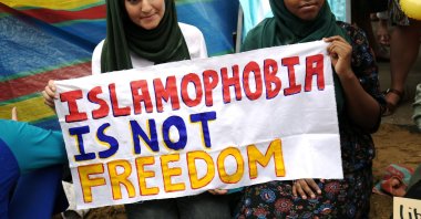 Protesters demonstrate against France's ban of the burkini, outside the French Embassy in London, Britain, Aug. 25, 2016. (Reuters Photo)