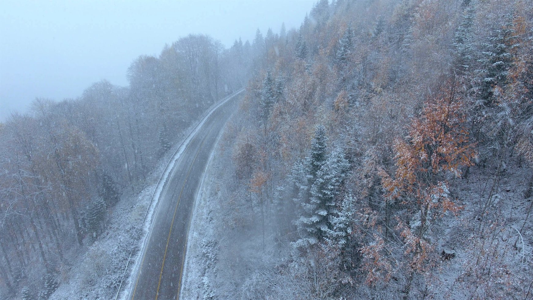 Many regions in Turkey experience this year's first snowfall | Daily Sabah