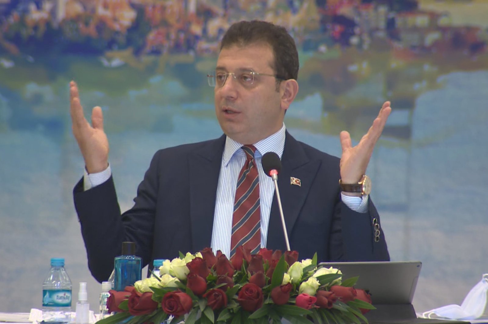 Istanbul Mayor Ekrem Imamoğlu speaks at the meeting of the Transportation Coordination Center, in Istanbul, Turkey, Nov. 26, 2020. (DHA Photo)