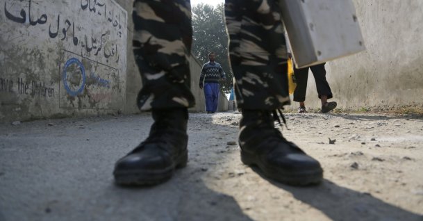 Local elections open in Kashmir amid tight security