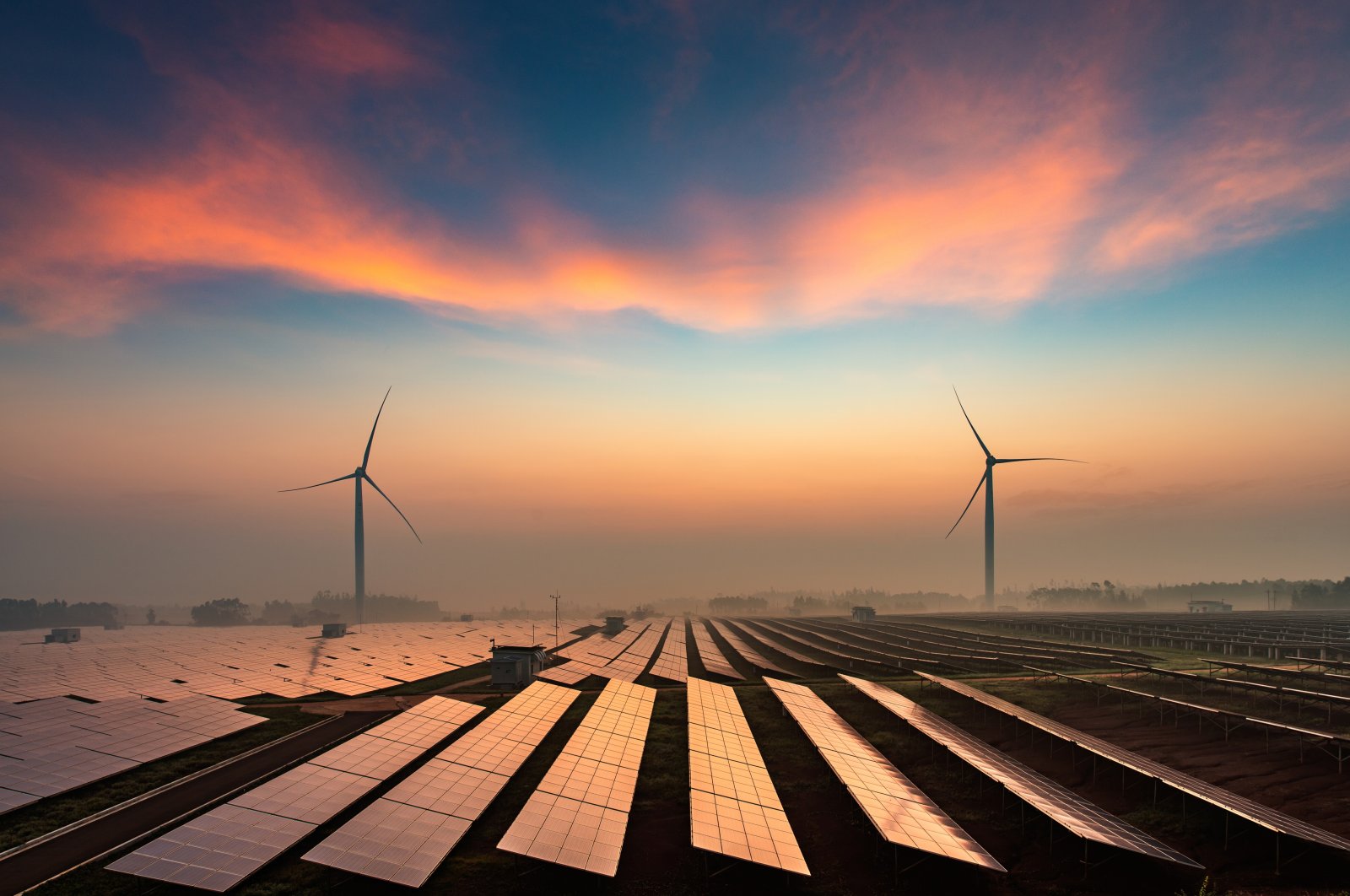 Currently, nearly half of Turkey’s electricity supply is sourced from renewables. In the generation mix, wind and solar energy are growing to gain a share of around 15% in total demand. (Photo by iStock)