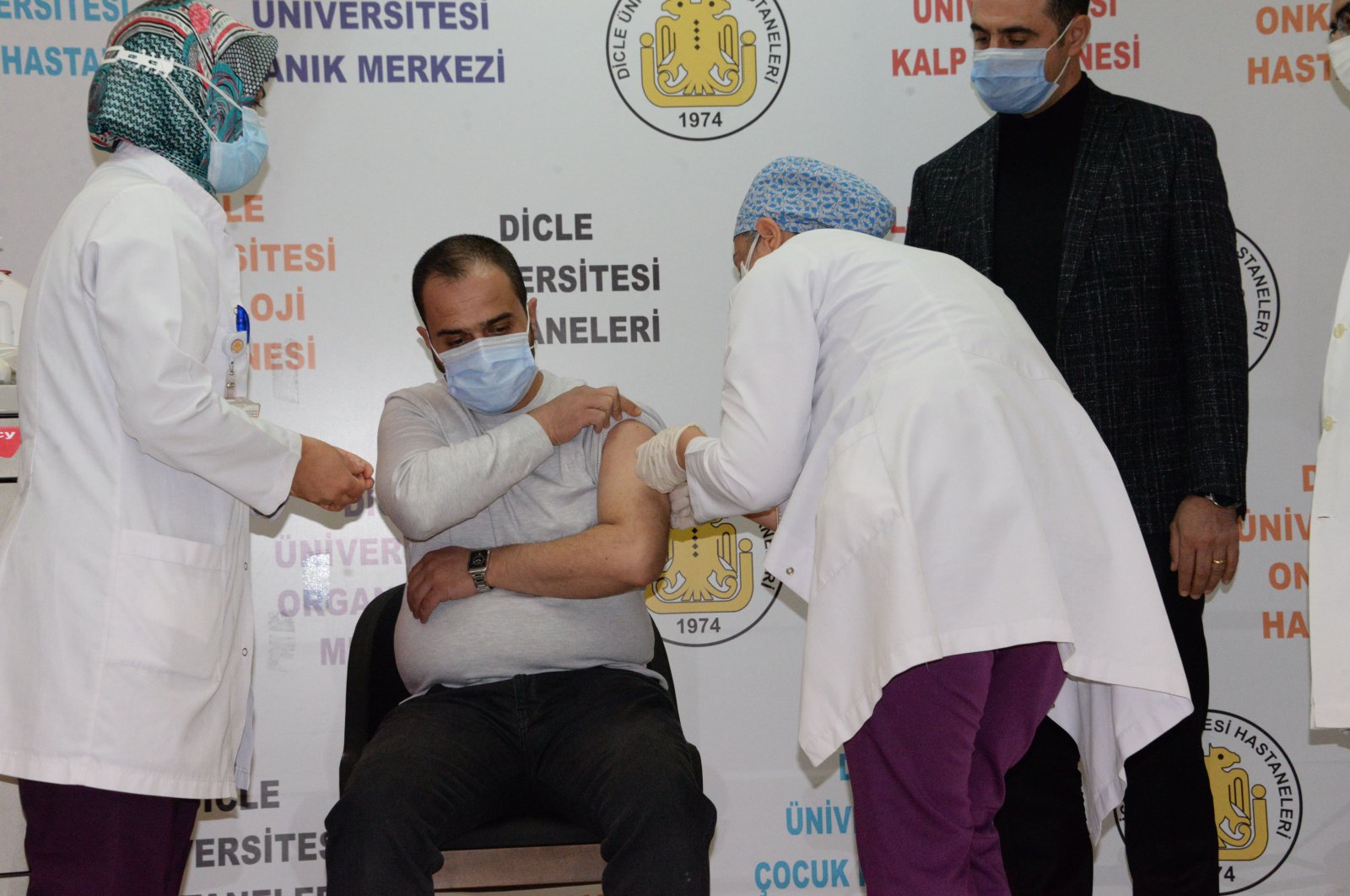A volunteer is vaccinated with CoronaVac, in Diyarbakır, southeastern Turkey, Nov. 25, 2020. (DHA Photo)