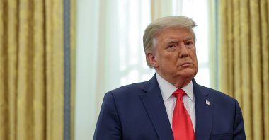 U.S. President Donald Trump participates in a medal ceremony in the Oval Office at the White House in Washington, D.C., Dec. 3, 2020. (Reuters Photo)