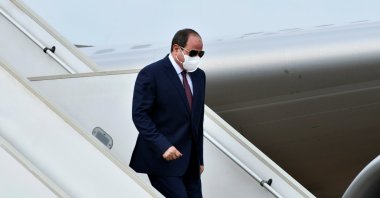 Egypt's President Abdel Fattah el-Sissi, wearing a protective mask, arrives for his visit to South Sudan in Juba, South Sudan, Nov. 28, 2020. (Reuters Photo)