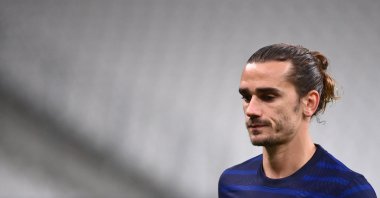 France's forward Antoine Griezmann reacts during the friendly football match between France and Finland at the Stade de France in Saint-Denis, France, on Nov. 11, 2020. (AFP Photo)