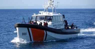 Turkish coast guard boats rescue migrants pushed back by Greek forces in the Aegean Sea, Oct. 7, 2019. (İHA Photo)