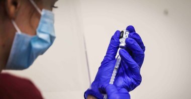 Kayla Johnson, a registered nurse at Boston Medical Center, prepares a coronavirus disease (COVID-19) vaccine at Boston Medical Center in Boston, Massachusetts, U.S., Dec. 16, 2020. (Reuters Photo)