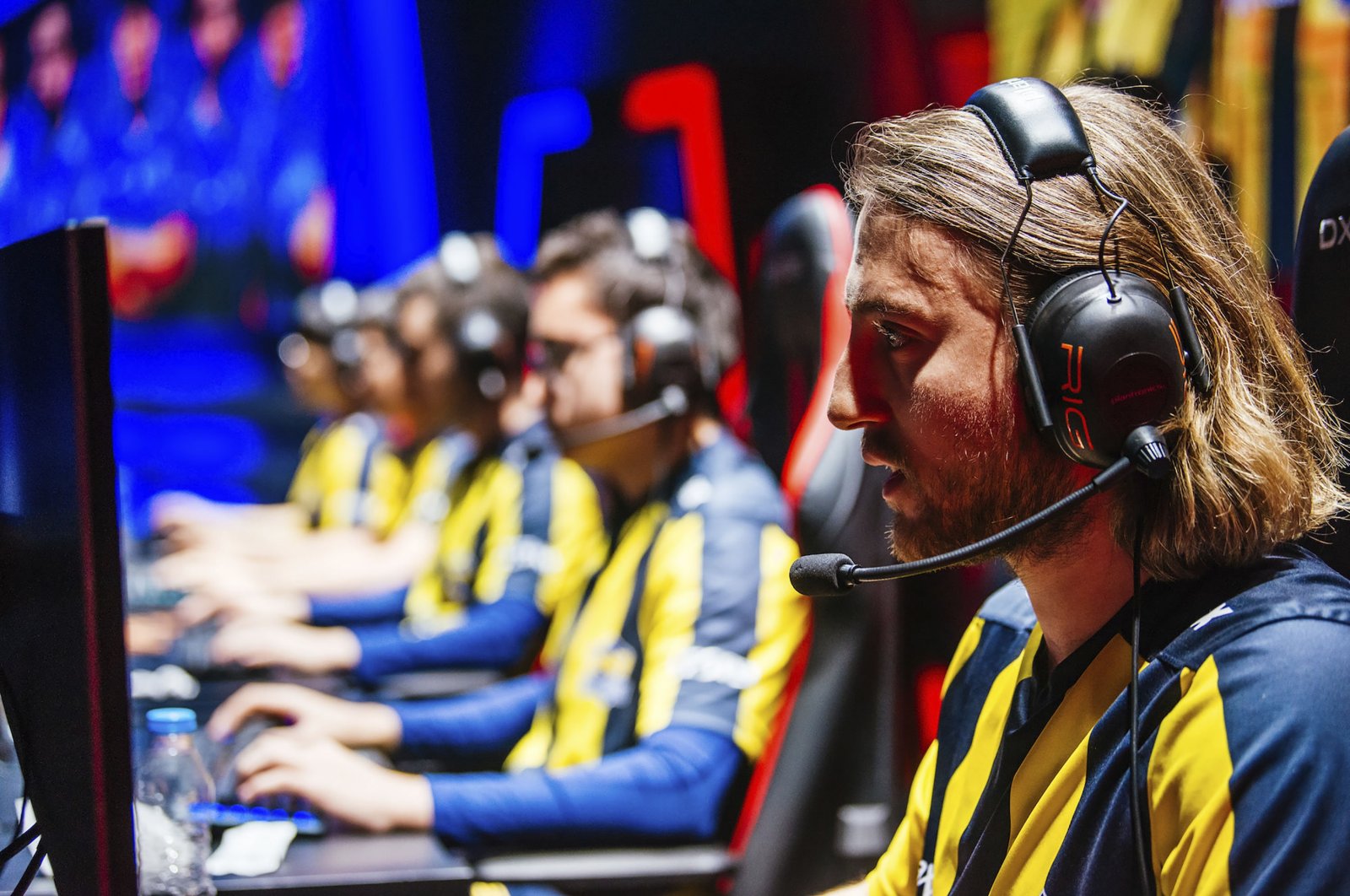 Players of the Fenerbahçe 1907 Esports team compete at an esports tournament in Istanbul, Turkey, April 13, 2019. (Sabah File Photo)