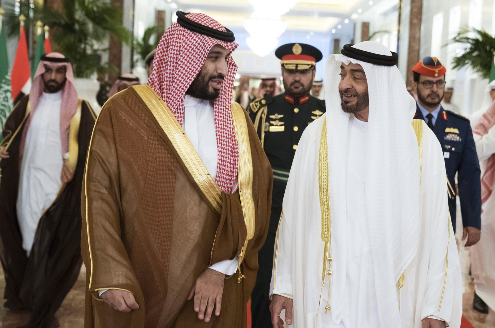 UAE Crown Prince Mohammed bin Zayed (R) meets Saudi Crown Prince Mohammed bin Salman in Abu Dhabi, the UAE, Nov. 27, 2019. (AP Photo)