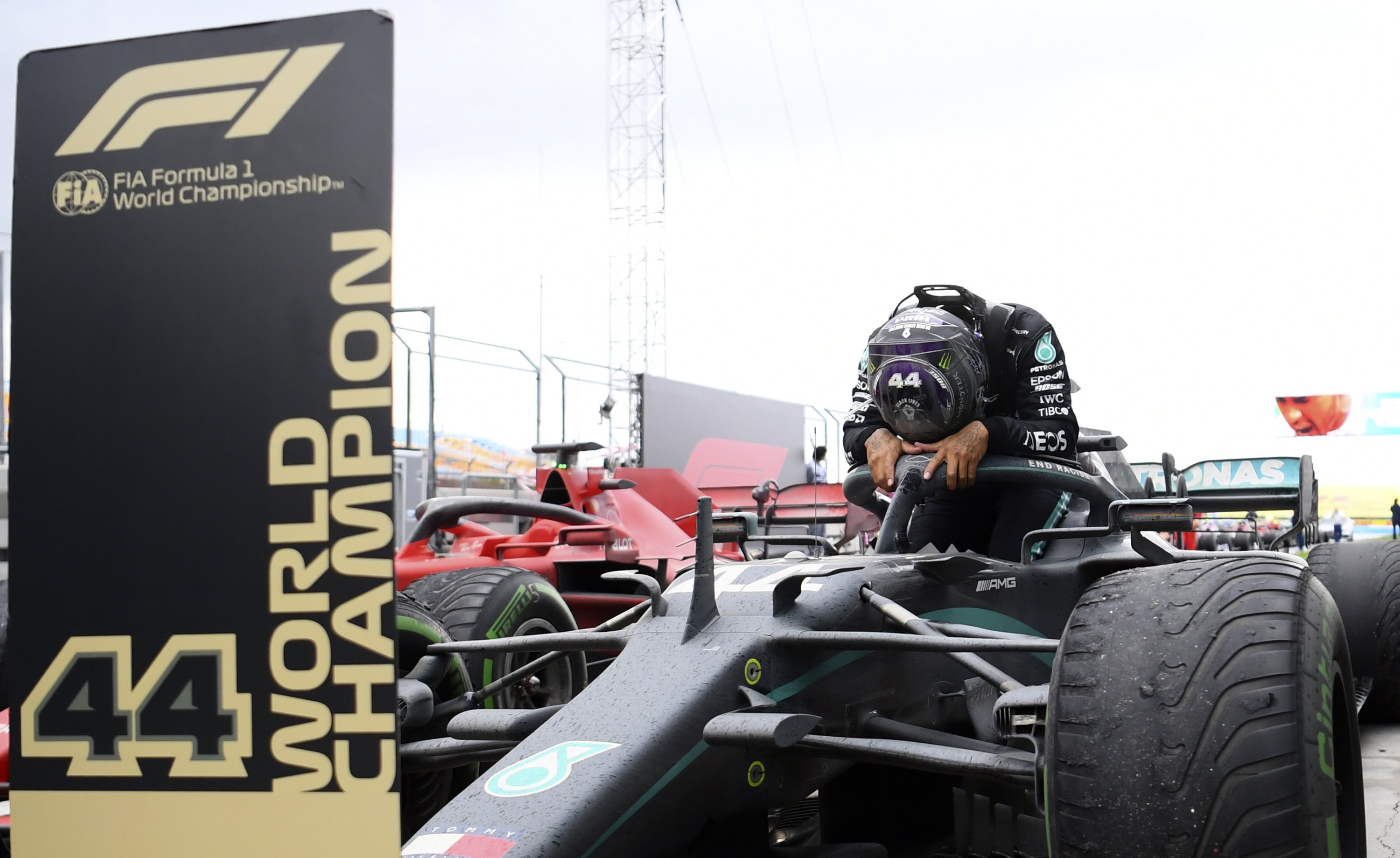 Same champions, new winners as 2020 marks strangest F1 | Daily Sabah