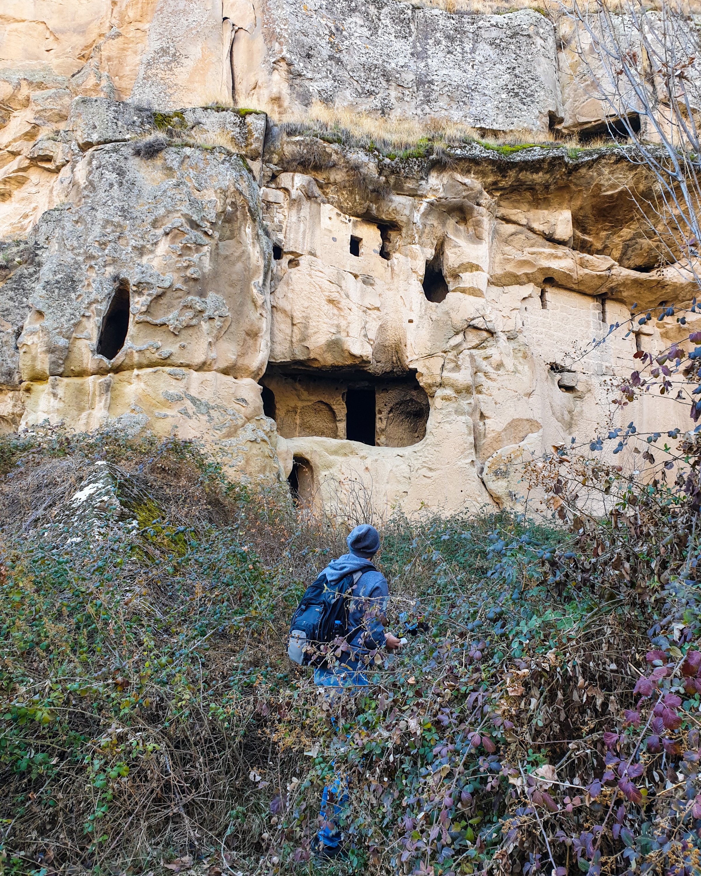 The ancient dwellings in Ihlara Valley. (Photo by Argun Konuk)