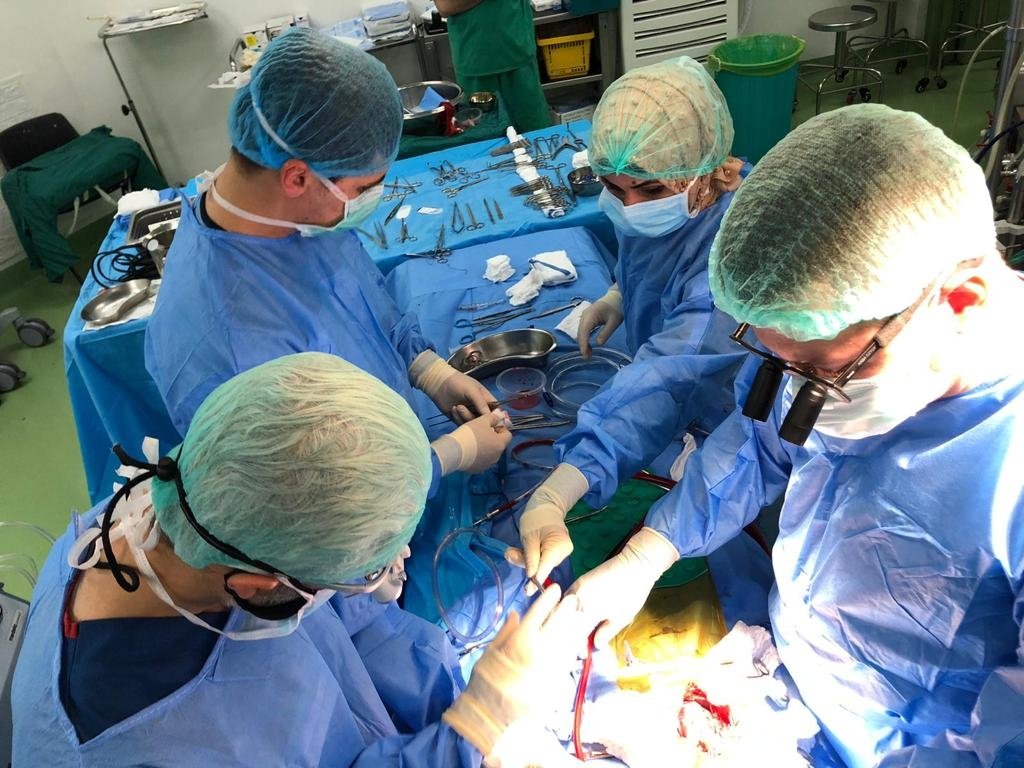 Doctors perform a surgery at the hospital in Baghdad, Iraq, Dec. 21, 2020. (DHA PHOTO) 