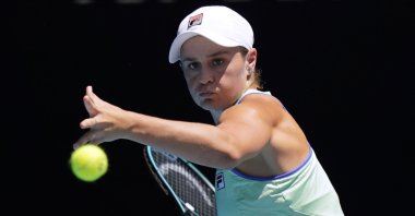 Ashleigh Barty in action during an Australian Open semifinal match, in Melbourne, Australia, Jan. 30, 2020. (AP Photo)
