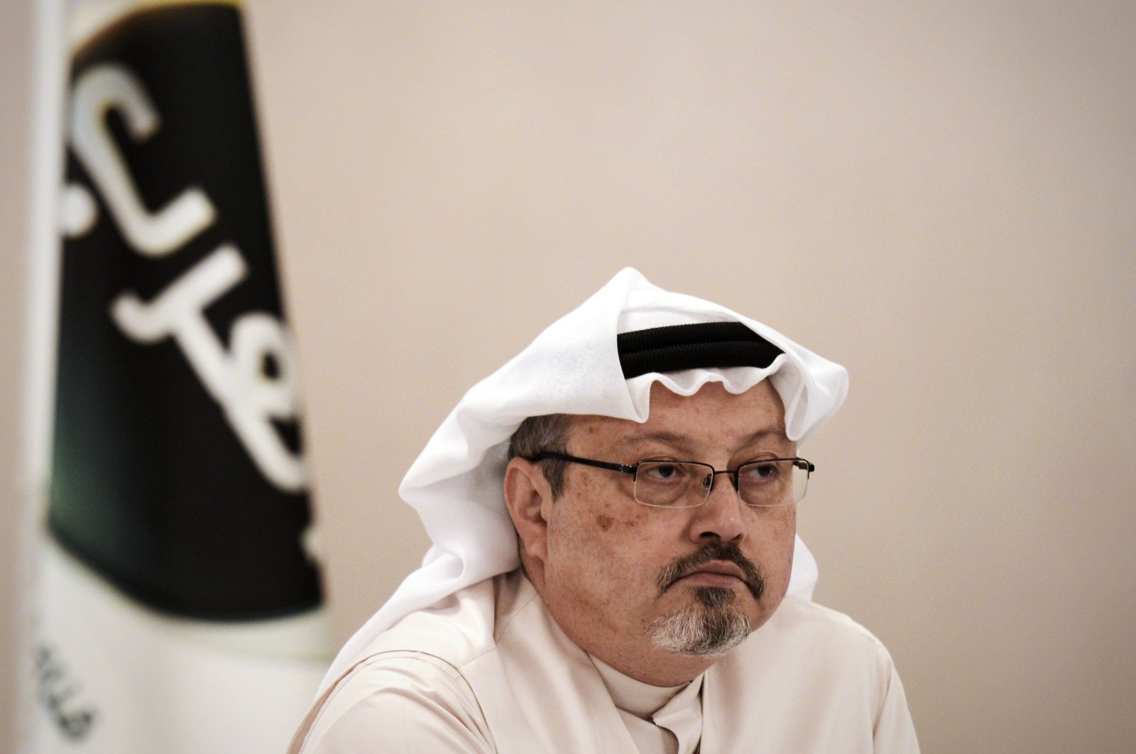 Jamal Khashoggi looks on during a press conference in Manama, Bahrain, Dec. 15, 2014. (AFP Photo)
