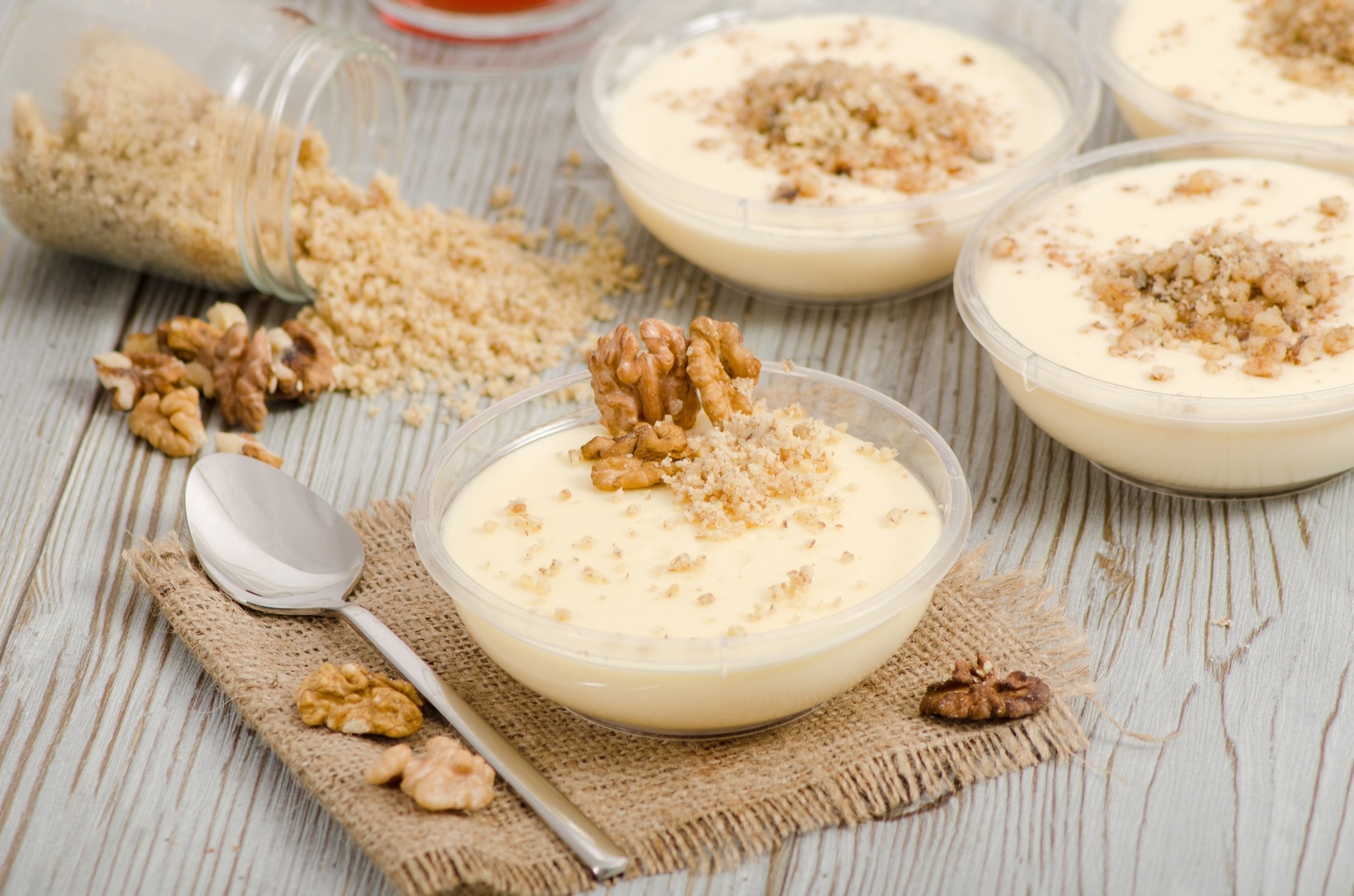 Top off your keşkül with some crushed nuts for added texture. (Shutterstock Photo)