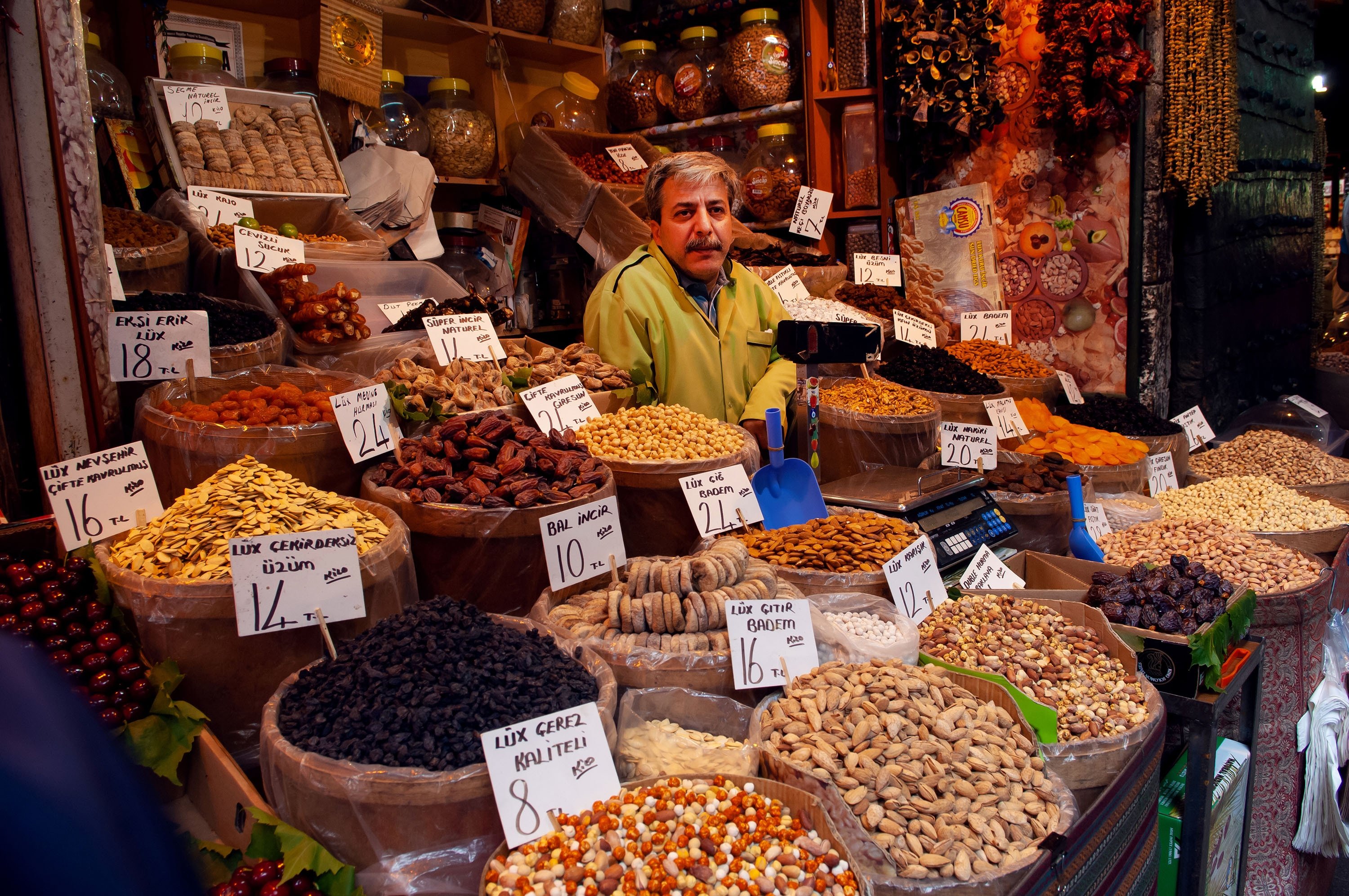 Going nuts for nuts: Deciphering Turkey's 'kuruyemiş' shops | Daily Sabah