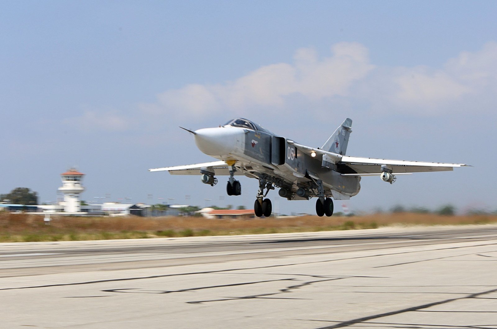A Sukhoi Su-24 fighter jet lands at the Hmeimim air base near Latakia, Syria, Nov. 7, 2015. (Reuters Photo)