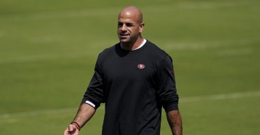 San Francisco 49ers defensive coordinator Robert Saleh watches during the NFL football team's practice in Santa Clara, California, Sept. 2, 2020. (AP Photo)