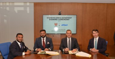 From left to right, United Enterprises Director Nasiruddin Akhter Rashid, United Enterprises Chairman and Managing Director Moinuddin Hasan Rashid, Aygaz CEO Gökhan Tezel and Aygaz Financial Affairs Deputy Director-General Gökhan Dizemen during the signing of the agreement, Dhaka, Bangladesh, Jan. 20, 2021. (Courtesy of Aygaz)