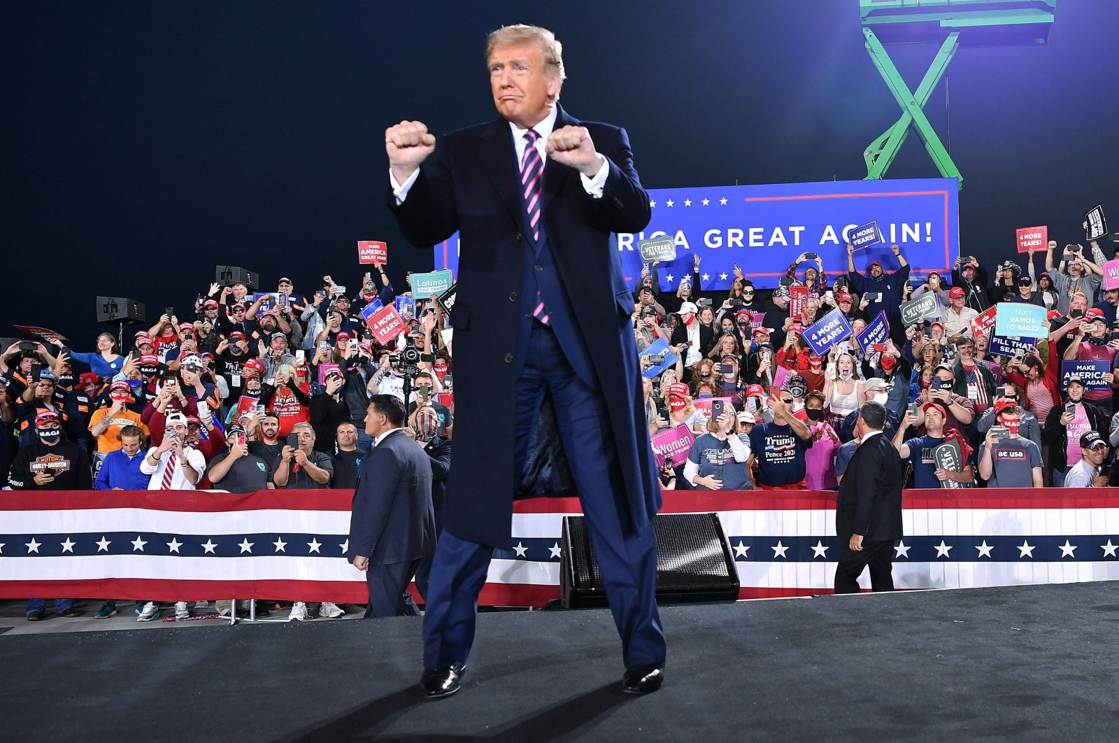 Then-U.S. President Donald Trump arrives for a campaign rally at Pittsburgh International Airport, Pennsylvania, U.S., on Sept. 22, 2020. (AFP Photo)