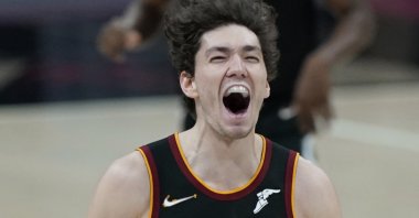 Cleveland Cavaliers' Cedi Osman reacts during double overtime of an NBA basketball game against the Brooklyn Nets, Cleveland, the U.S., Jan. 20, 2021 (AP Photo)