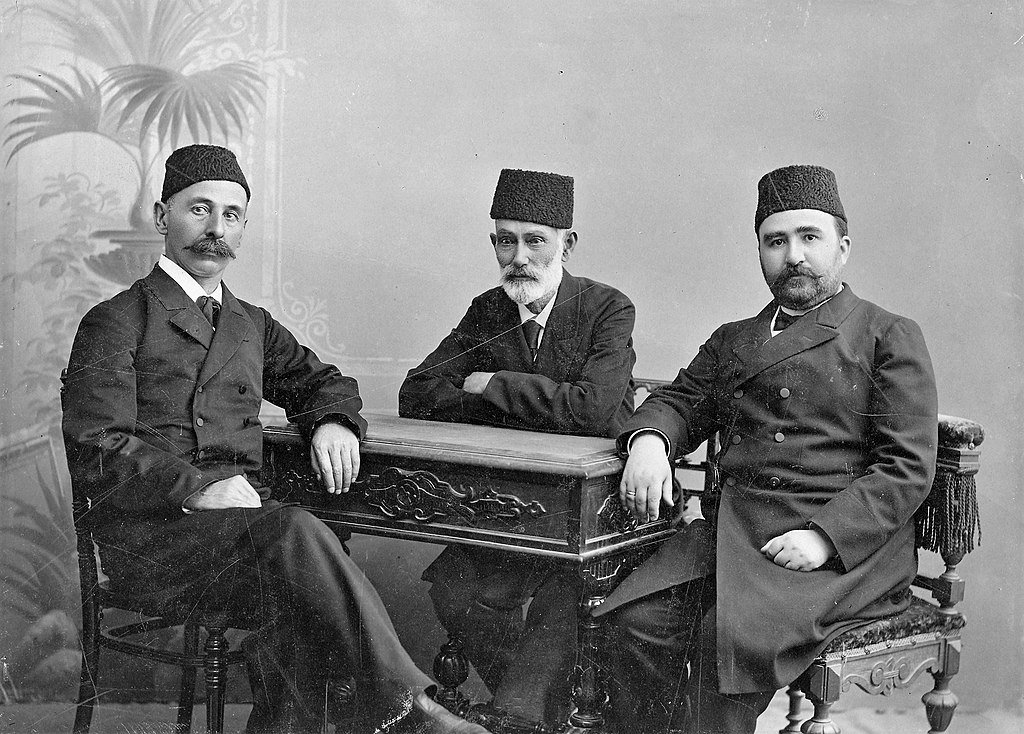 Ismail Gaspıralı (L), journalist Hasan bey Zardabi (C) and politician Alimardan Topchubashov, in Baku, Azerbaijan, 1903.