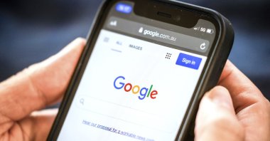 A link to Google's proposal for a workable news code on the company's homepage, arranged on an iPhone in Sydney, Australia, Jan. 22, 2021. (Getty Images)