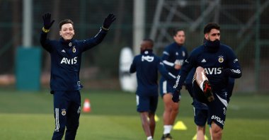 Fenerbahçe's new transfer, German midfielder Mesut Özil, takes part in his first training session with the team in Istanbul, on Jan. 24, 2021. (DHA Photo)